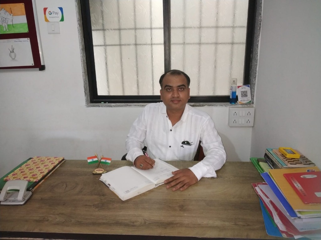 Hitesh Sir - Founder Director of Jivanvidhya Academy